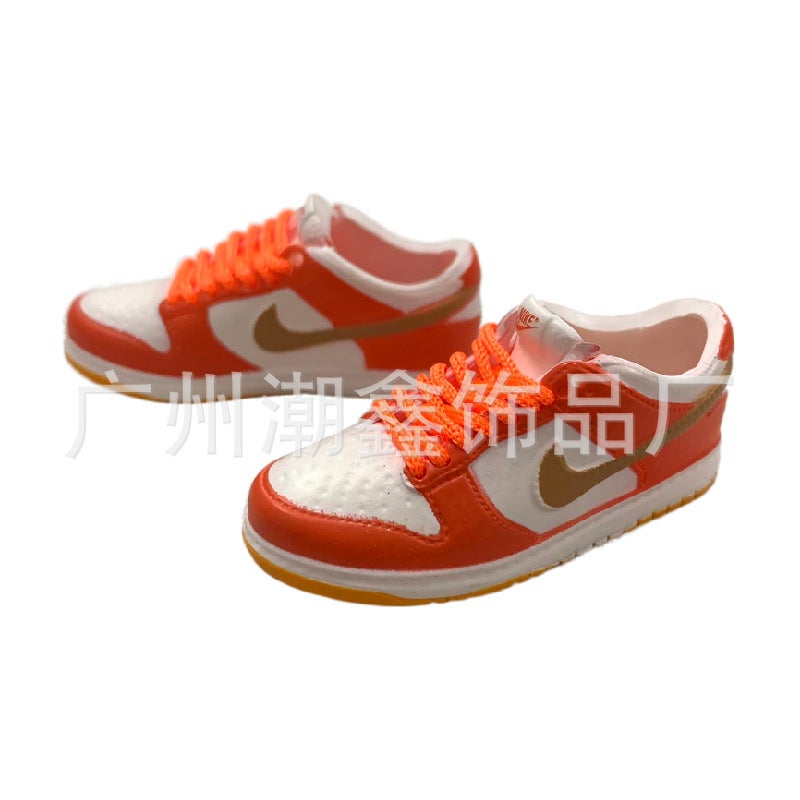 dunk series nude shoes a pair of wholesale 3D hollow bjd shoes sneakers model aj keychain dunk Platinum Orange (pair of nude shoes)