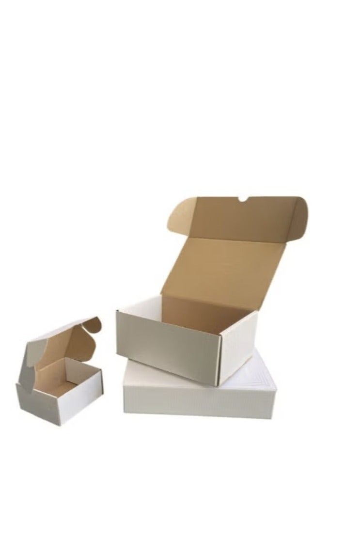50 White Cardboard Boxes with self-sealing, simple design, hold up to 2 kg. Dimensions: (length 16 cm, width 14 cm, height 8 cm) - Image 2