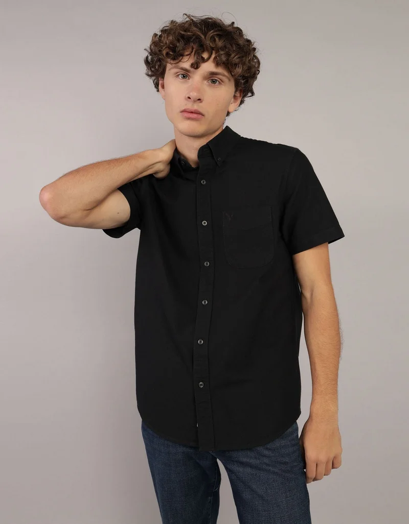 AE Short-Sleeve Classic Fit Button-Up Shirt