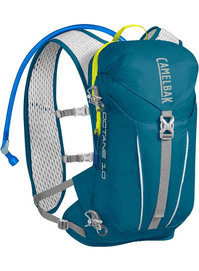 كاميلباك حقيبة ترطيب كاملباك أوكتين 10 مع خزان مياه 2 لتر – سعة 10 لتر للتخزين، شبكة تهوية ثلاثية الأبعاد، وحامل عصا المشي - Image 1