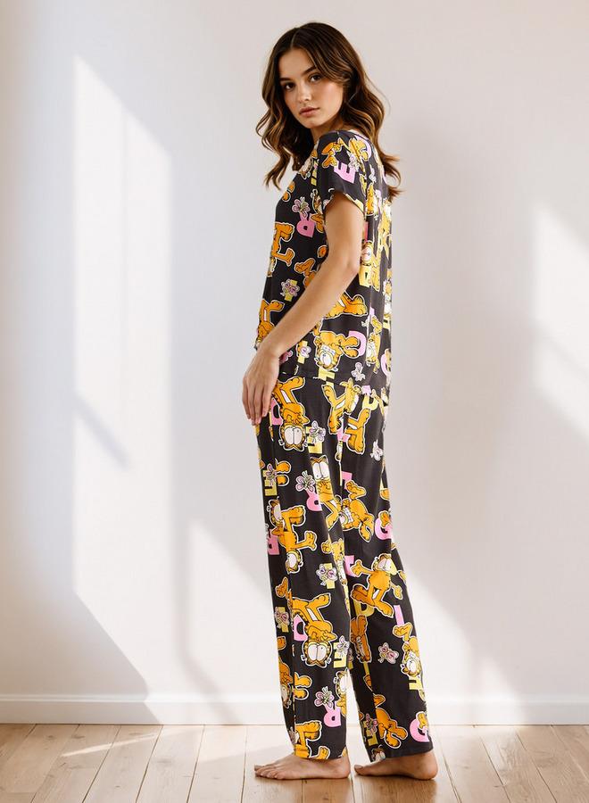 سبلاش فيڤ طقم بيجامة بطبعات غارفيلد شاملة - Image 2