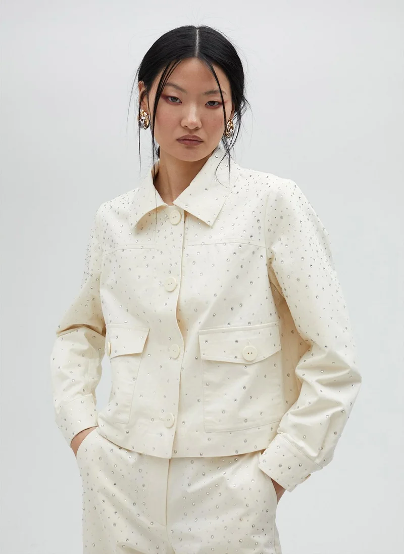 لولا كساديمونت جاكيت جينز بتفاصيل لامعة