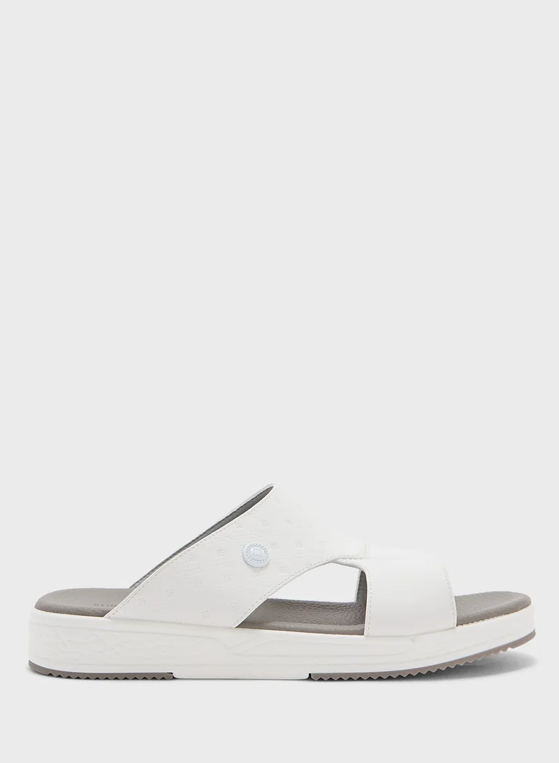 روبرت وود صنادل عربية