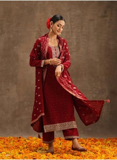 Libas Silk Embroidered Kurta and Solid Trousers with Embroidered Dupatta Set by Styli  - Image 2