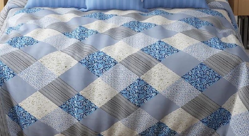 Laying Style Supersoft Glace Cotton Double Bed AC Comforter Set King Size Double Bed with 1 Flat Bedsheet with 2 Pillow Covers II 4 pc Bedding Set Comforter with Bedsheet - Image 2