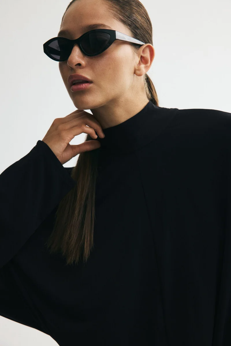 H&M  Batwing-sleeved tie-detail dress for Women | Best Price UAE