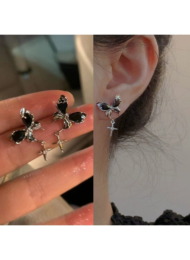 Goolsky أقراط فراشة عتيقة مع خيوط للنساء - لمسة حلوة وجريئة من الرفاهية الخفيفة مع جمالية باردة، خيوط فراشة مقاومة للتأكسد، للاستخدام اليومي/الحفلات - Image 1