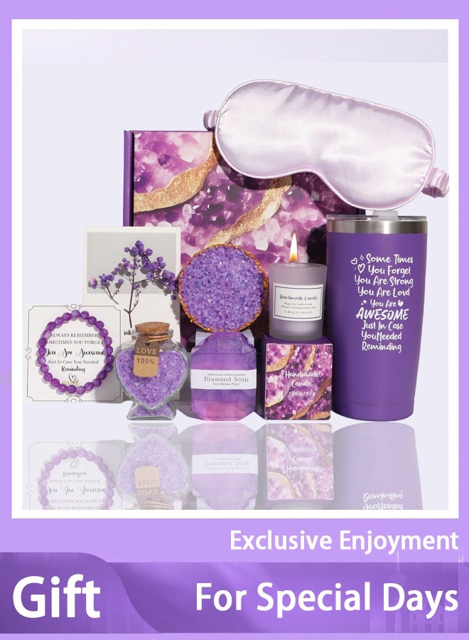 عربست هدايا عيد الأضحى للنساء: مجموعة كوب سيارة لافندر فاخرة مع 3 ملحقات + كرة استحمام كريستالية + صابون أحجار كريمة + شمعة صويا + سوار أميثيست، سلة هدايا مثالية ليوم الأم السعودي - Image 1