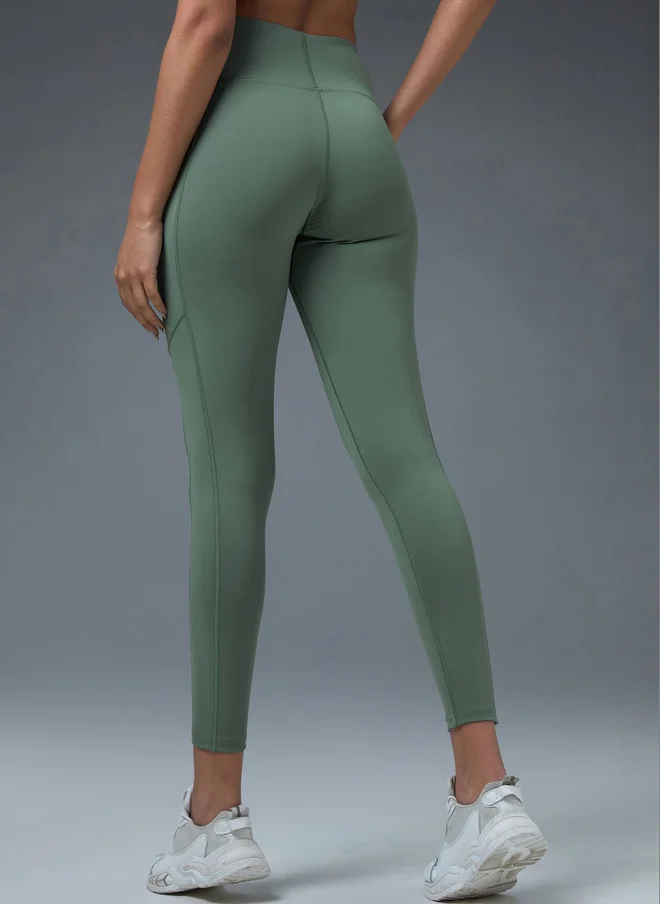 تكنوسبورت Women Solid Slim Fit Sports Tights with ElastoLITE for Yoga & Fitness