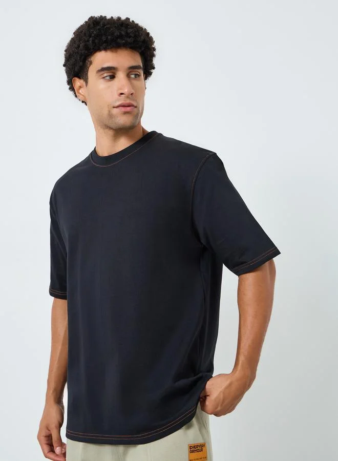 Styli Men Black Crew Neck T-Shirt with Contrast Stitching