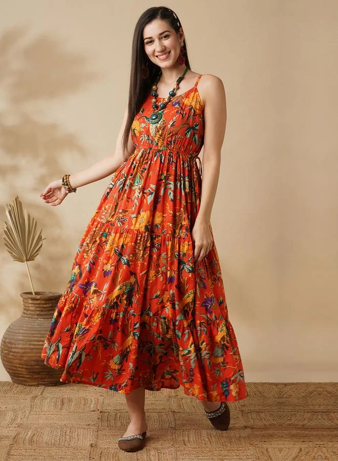 جلو باص فستان طويل بطبعة زهور ورباط خصر