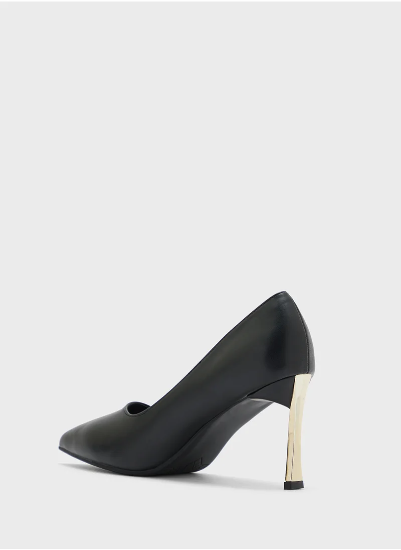 ELLA Essential Classic Pump