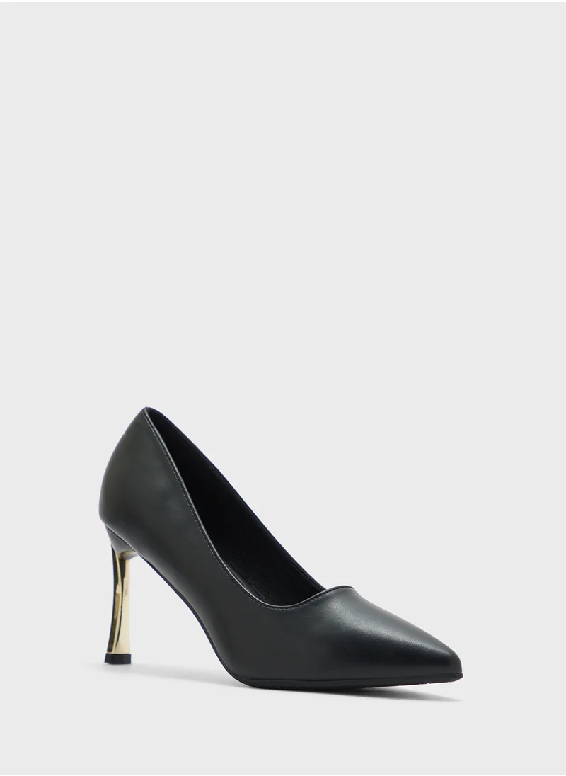 ELLA Essential Classic Pump