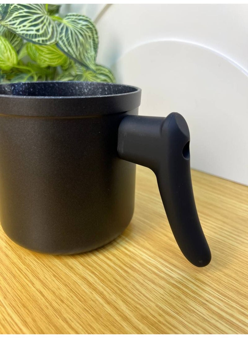 Original non-stick milk churn with a boiling and heating pot for even heat distribution; modern design with a side pouring spout and heat-insulated handle. - Image 4