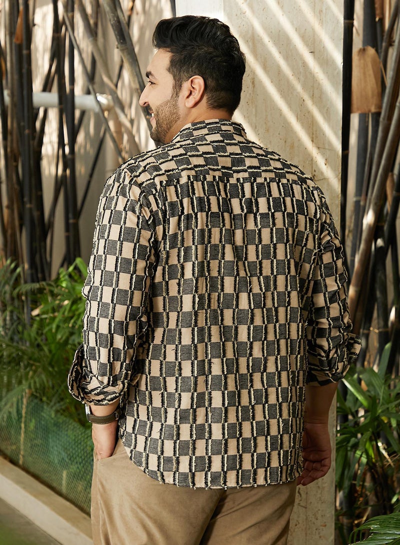 Instafab Plus Men's Charcoal Black & Off-White Block-Edge Shirt For Casual Wear | Spread Collar | Long Cuffed Sleeves | Button Closure | Plus Size Shirt Crafted With Comfort Fit For Everyday Wear - Image 5
