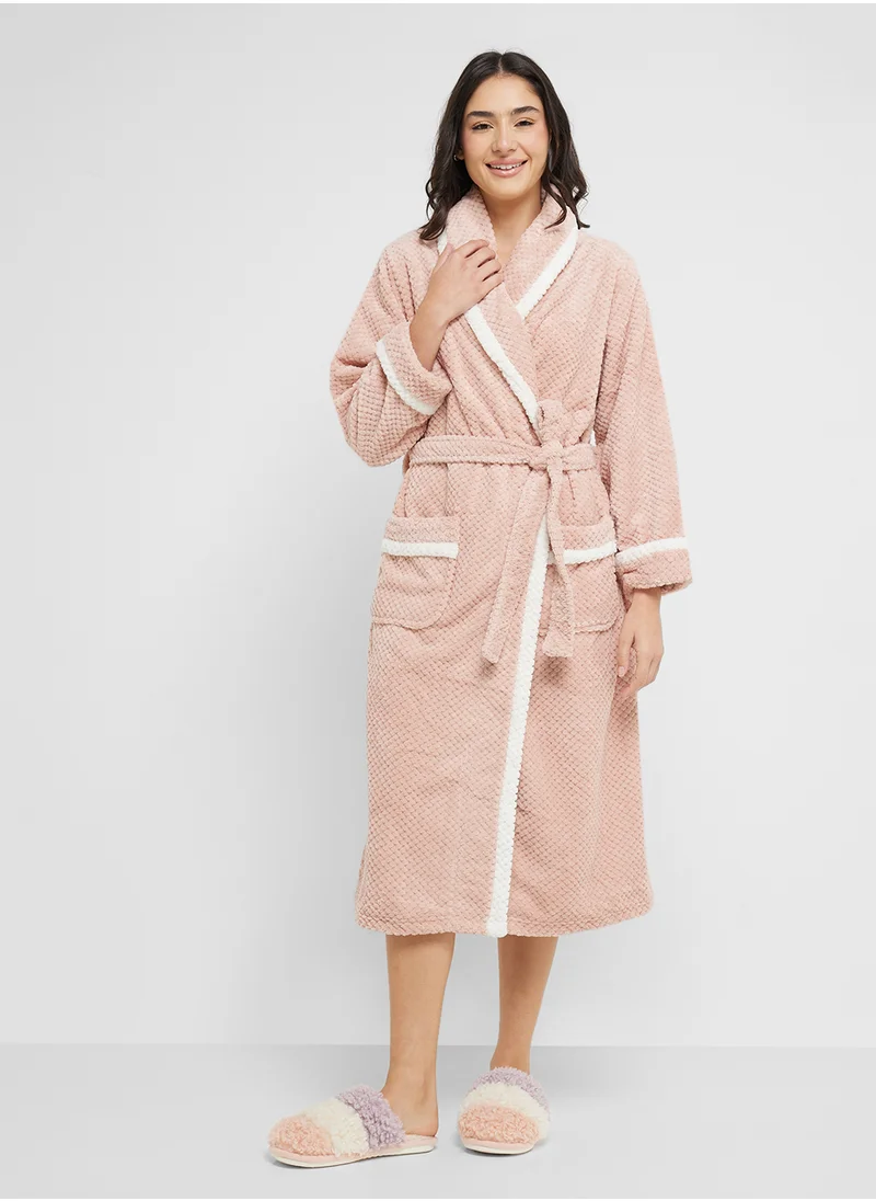 جينجر Plush Terry Bath Robe With Contrast Trim