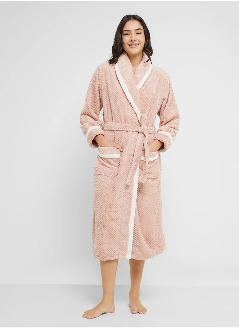 جينجر Plush Terry Bath Robe With Contrast Trim
