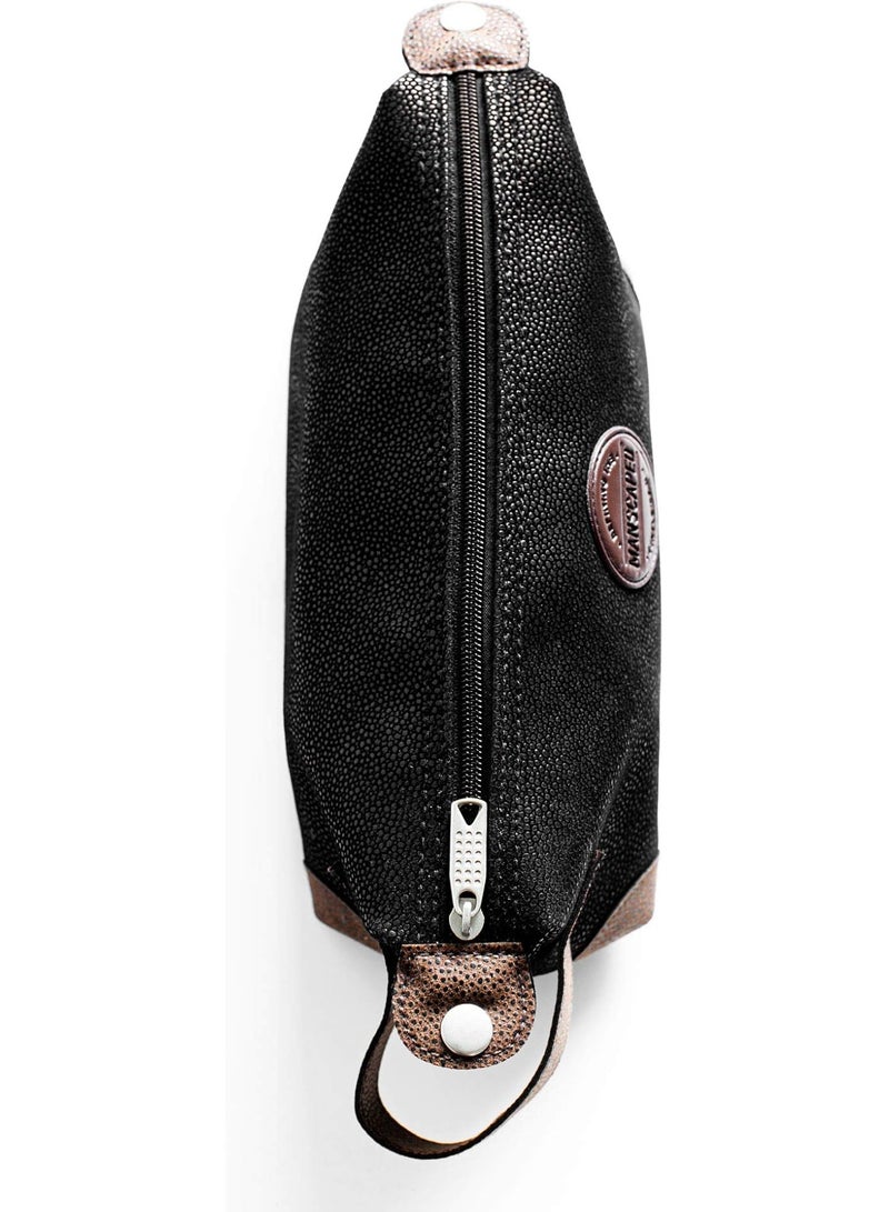 manscaped حقيبة أدوات الزينة الرجالية الفاخرة من MANSCAPED® The Shed، مجموعة أدوات الزينة المصنوعة من جلد البولي يوريثان، حقيبة سفر للحمام، حقيبة أدوات الحلاقة، حقيبة تشذيب - Image 5