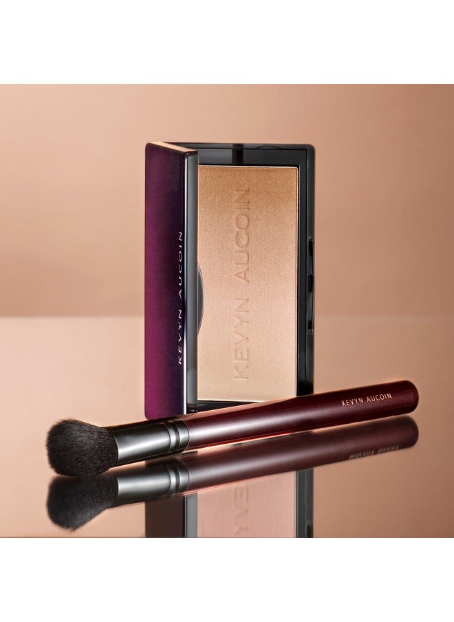 Kevyn Aucoin - The Neo Highlighter (Sahara): Candlelight, Starlight & Sunlight Shades. Highly Pigmented Palette. All Day Wear. Temples, Cheekbones, Brow, Chin, Nose. Pro Makeup Artist Go To For Glow. - Image 1