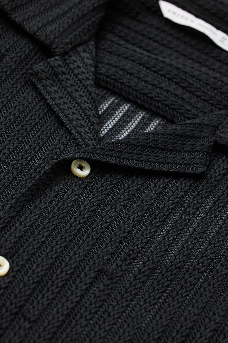 سنيتش قميص كروشيه أسود بتصميم ذاتي بقصة صندوقية