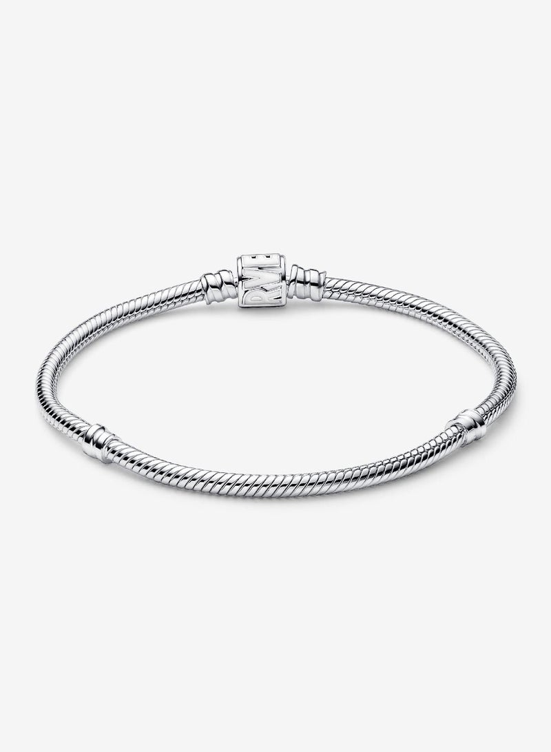 PANDORA Pandora Moments Marvel Logo Clasp Snake Chain Bracelet  - Image 2