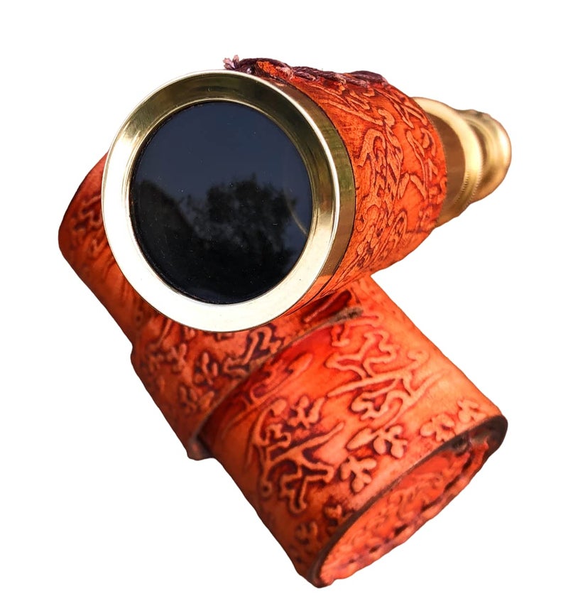 NAUTICALMART Nautical Handheld Pirate Brass Telescope with Box/Case Sailor Home Decor Pirate Captain Boat Gift (6", Kelvin & Hughes) - Brass - Image 2