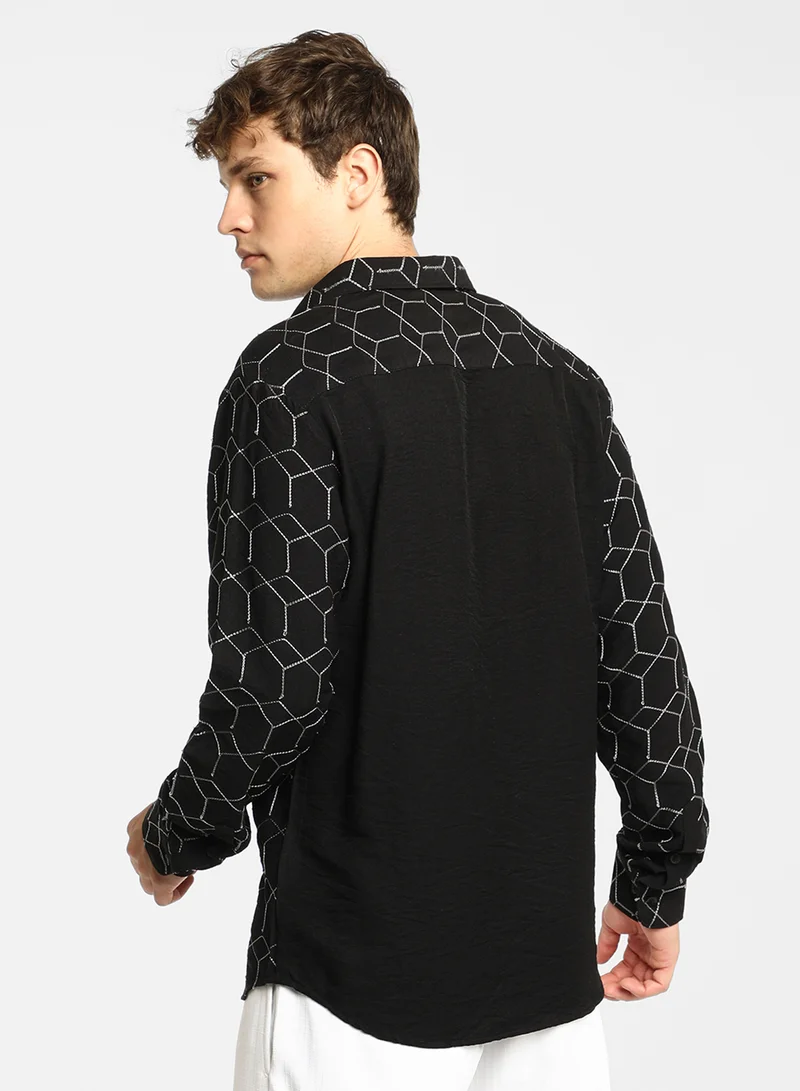 كامبوس سوترا Men's Midnight Black Hexagon-Lined Shirt