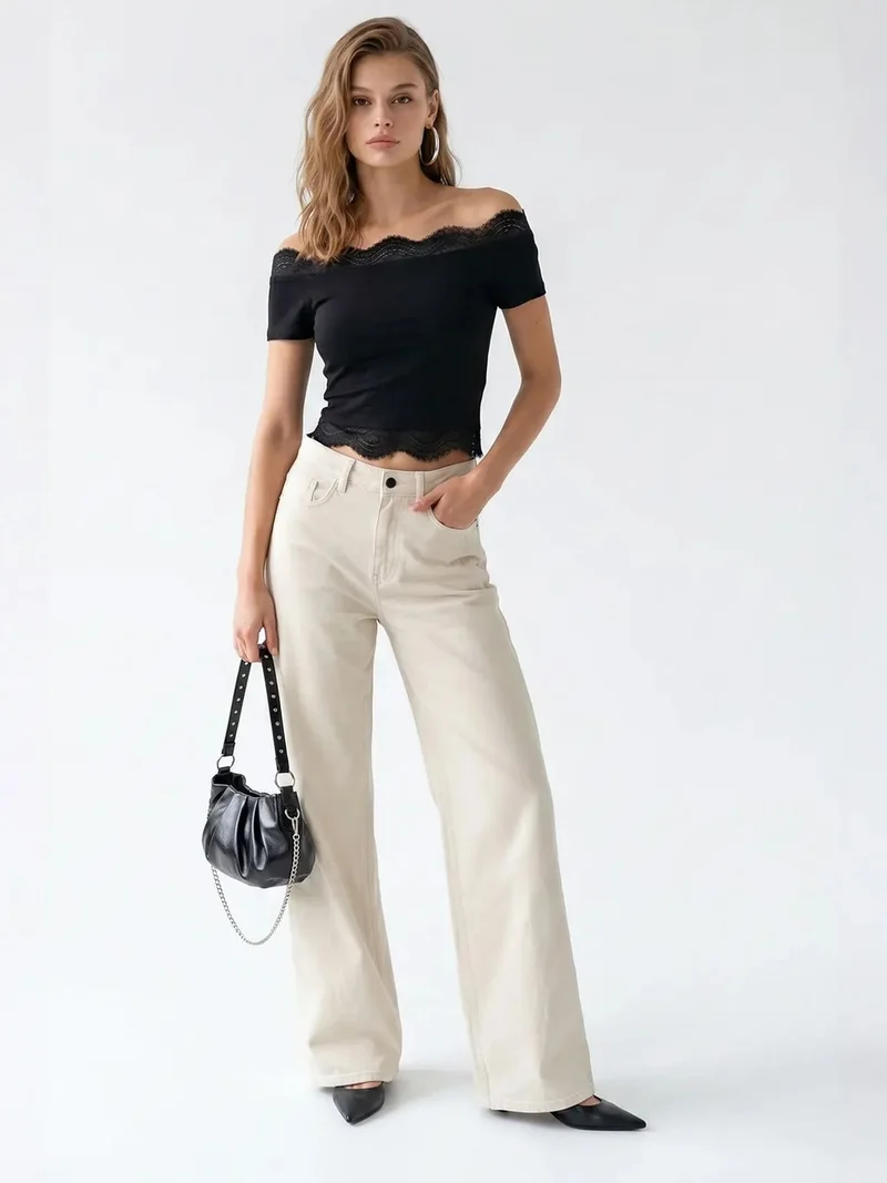 Mixray MIXRAY Embroidered Slim-fit Boat Neck Crop Top