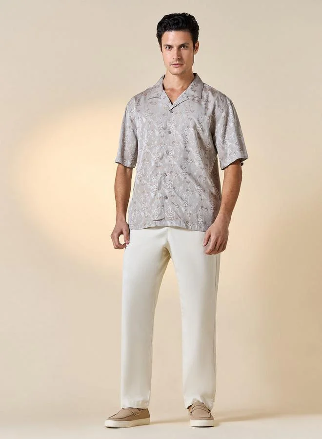 ايكونيك قميص مطبوع بأكمام قصيرة بقصة عادية أيقونية