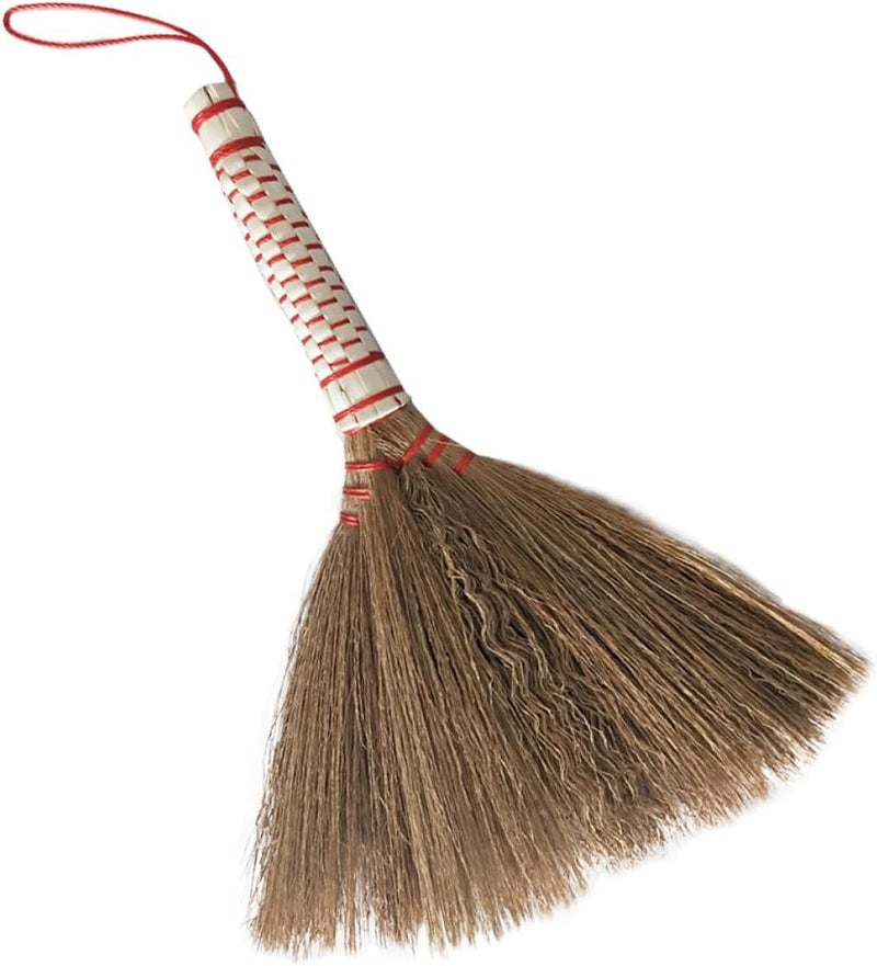 Hand Woven Mini Broom Miscanthus Cleaning Broom Household Duster for Pet Cage and Desktop Dust Removal Random Color - Image 1