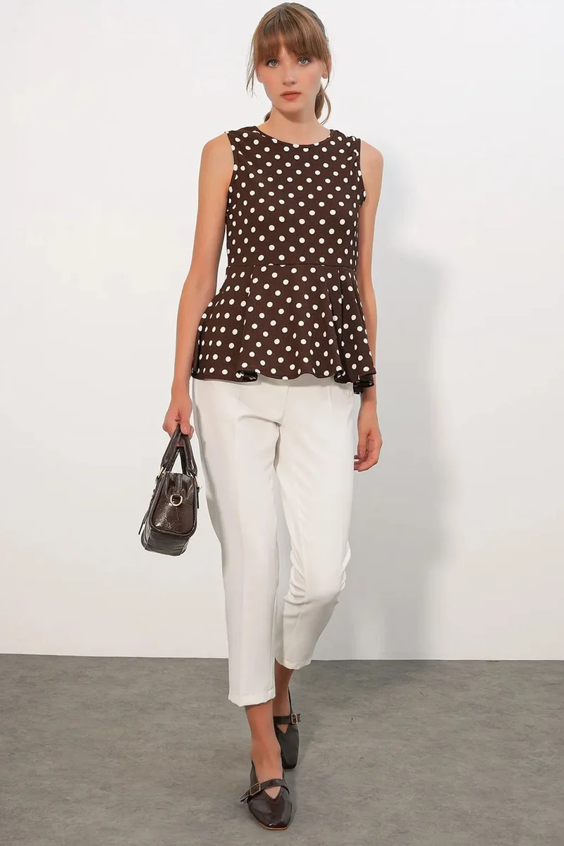 بيغ دارت BDART Polka Dot Sleeveless Crepe Blouse