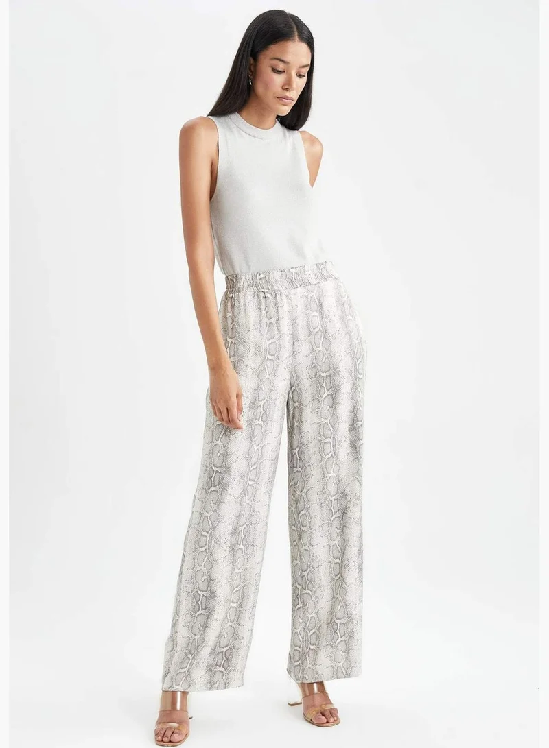 DeFacto Woman Wide Leg Woven Trousers