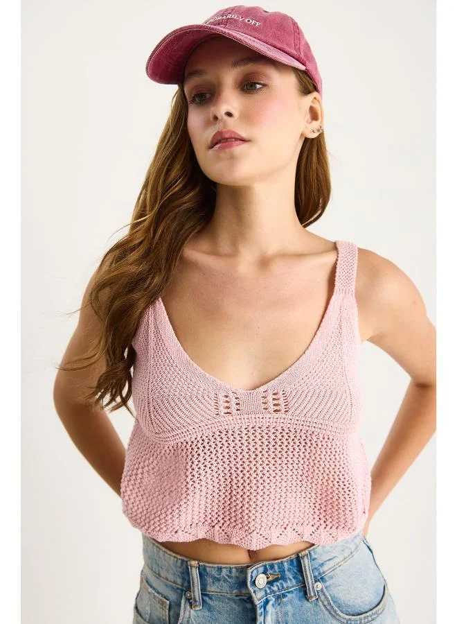 Ginger Strappy V Neck Crochet Top