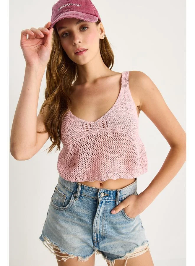 Ginger Strappy V Neck Crochet Top