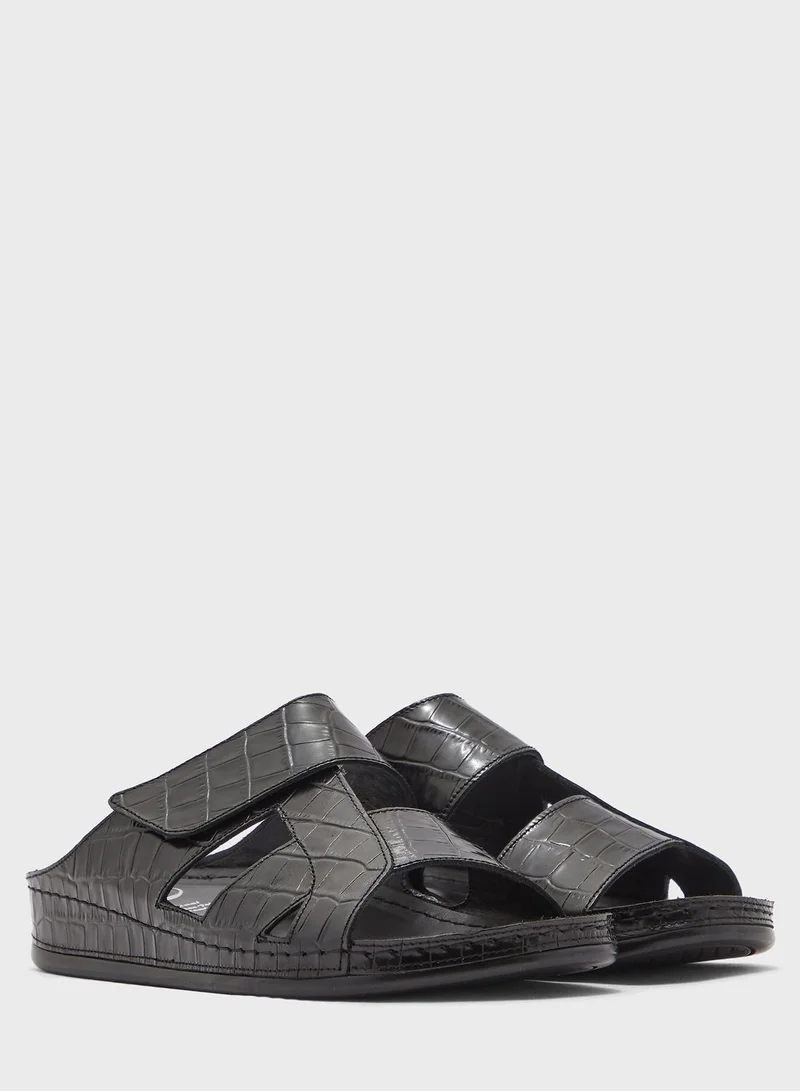 Le Confort Texture Double Strap Sandal
