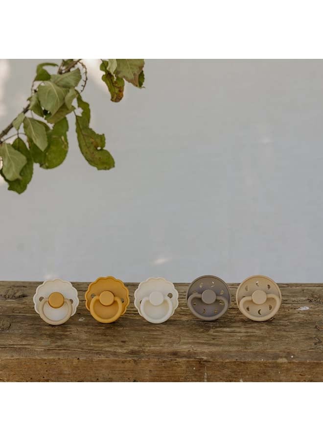 FRIGG Daisy Silicone Baby Pacifier 0-6M 2-Pack Chamomile/Honey Gold - Size 1 - Image 4