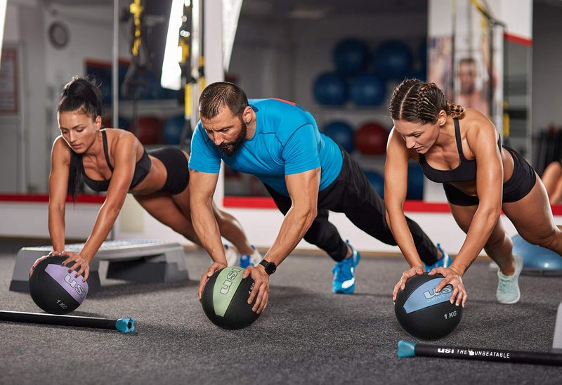 USI Universal 1Kg Rubber Medicine Ball 787PVH with High Bounce, Textured Finish, Strong Core, Better Balance, Rubber with Textured Surface - Image 2