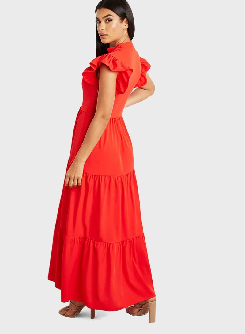 Styli Tiered Hem Shift Dress