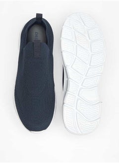 Dash Men Textured Slip-On Sports Shoes with Pull Tabs  - Image 4