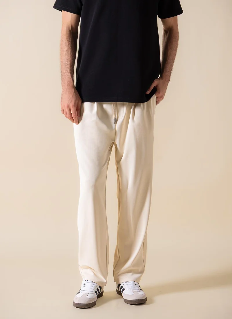 DETAIL TEXTURED COMFORT TROUSERS