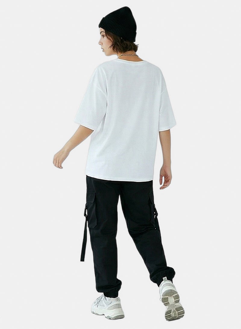 RAVIN Women Essential White Oversized Crew Neck T-Shirt - Image 4