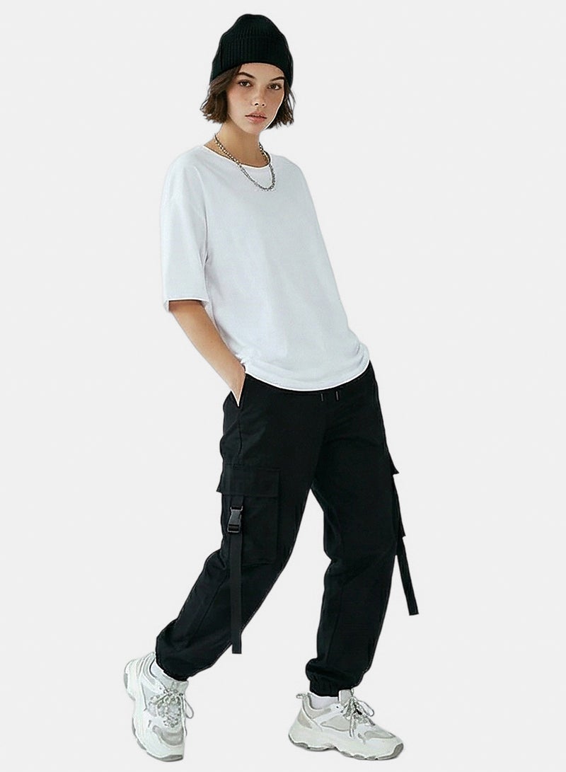 RAVIN Women Essential White Oversized Crew Neck T-Shirt - Image 3