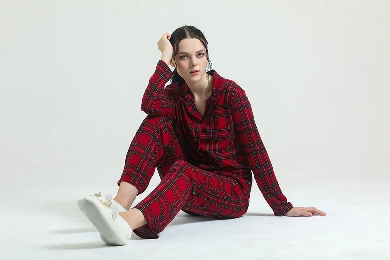 ماجيك فورم 17864 Women's Front Buttoned Pajamas Set- Claret Red