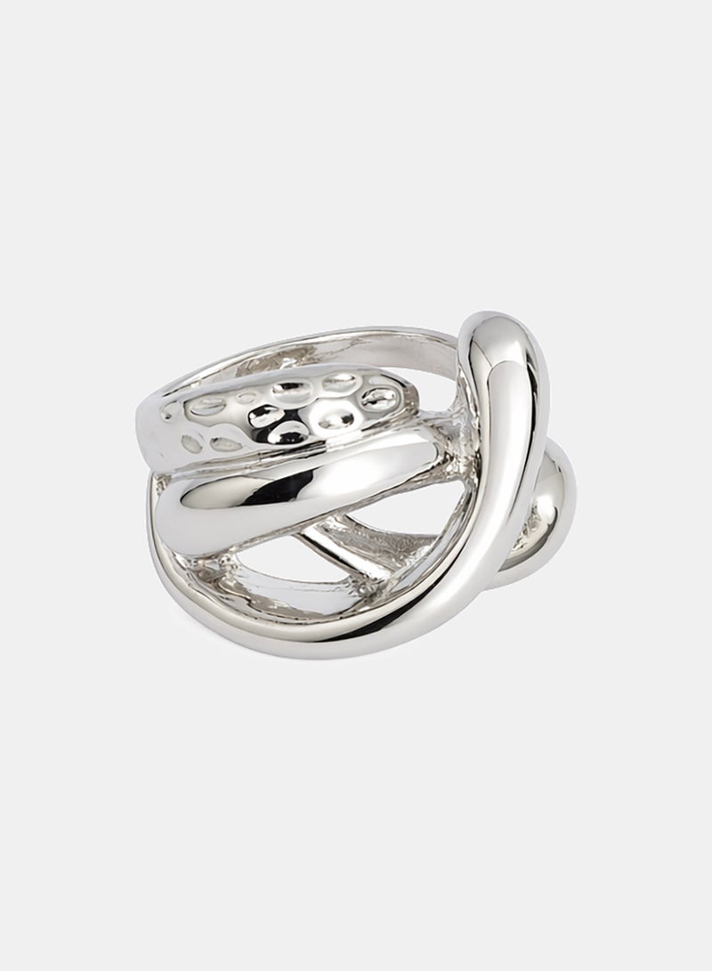 Akher el Ankoud A Silver Ring With A Wide Cross Design - Image 2