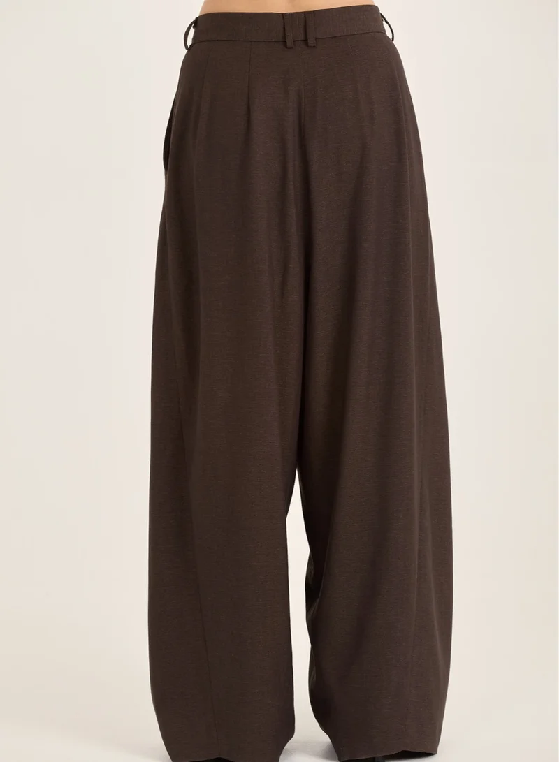 LOOM ARCHIVES  LOOM Tailored Barrel Leg Trousers for Women | Best Price UAE