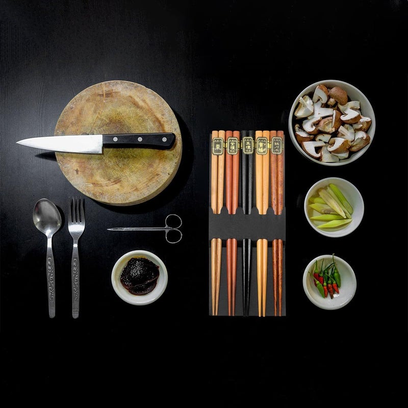 5 Pairs Japanese Style Reusable Non Slip Square Wood Chopsticks For Dining - Image 5