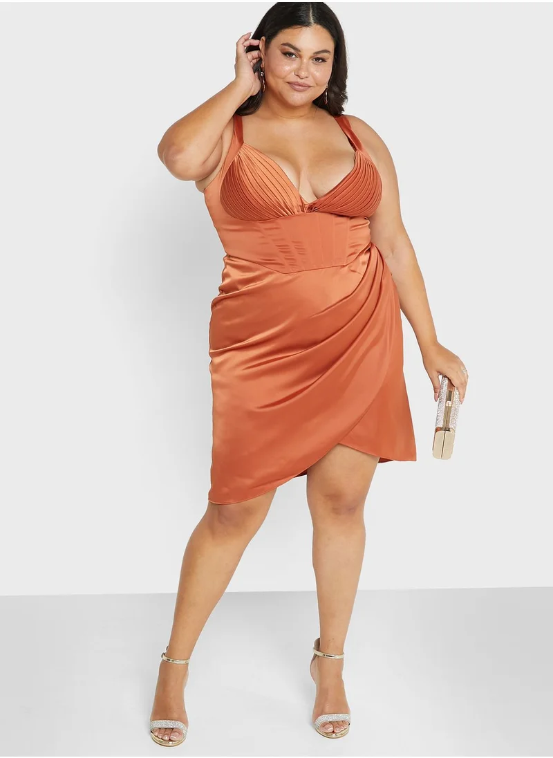 chi chi london curve Plunge Neck Ribbed Dress