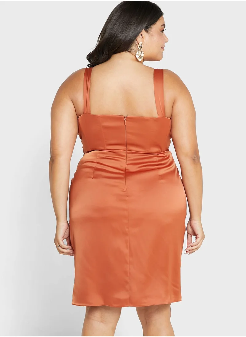 chi chi london curve Plunge Neck Ribbed Dress