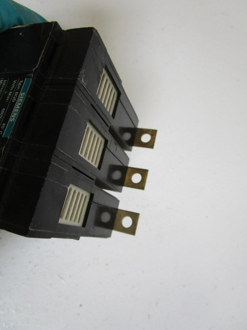 SIEMENS BQD350 50Amp Three Pole 480Y277V AC 14KAIC Bolt in Breaker COLOR - Image 3