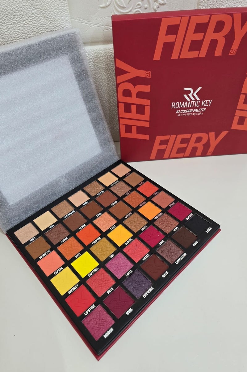 RK ROMANTIC KEY 42 COLOUR PALETTE - Image 1